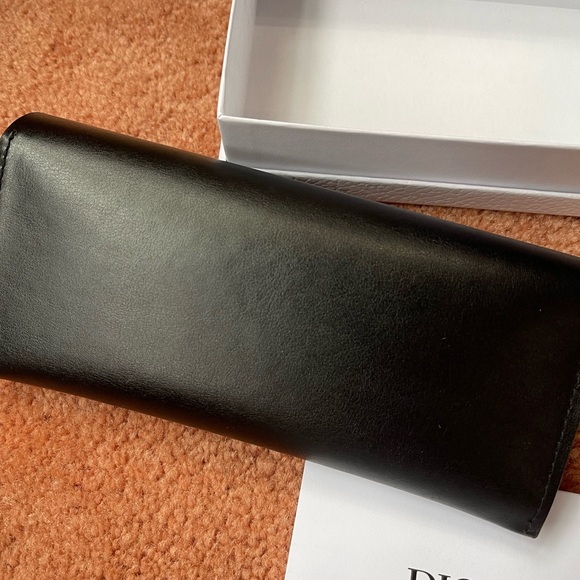 DIOR boxes one with case and one without - Picture 5 of 16